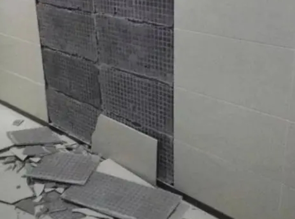 卢龙瓷砖空鼓维修公司分享下卢龙墙砖松动维修的知识